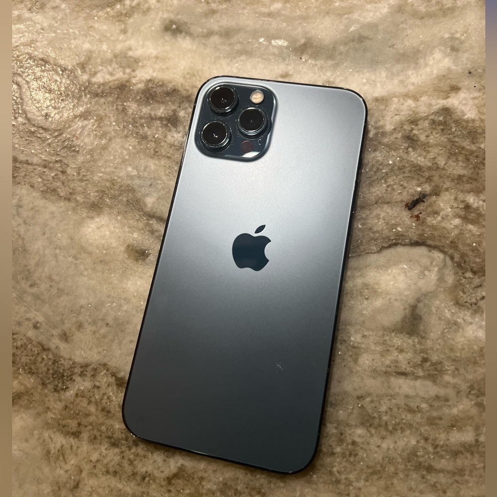 iPhone 12 Pro Max (264 Gigs!!)